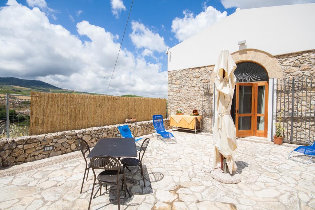 Antico Casale Siciliano Guest House Balata di Baida Exterior photo